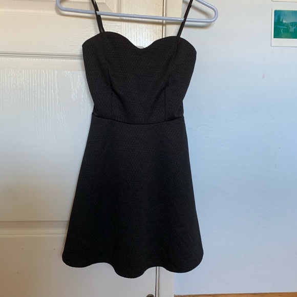 Noble U Dresses & Skirts - Little Black Dress